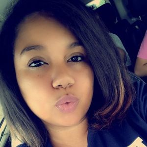 Meet your Posher, Lashelle